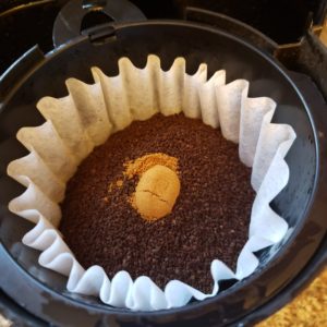 cinnamon in coffee grounds