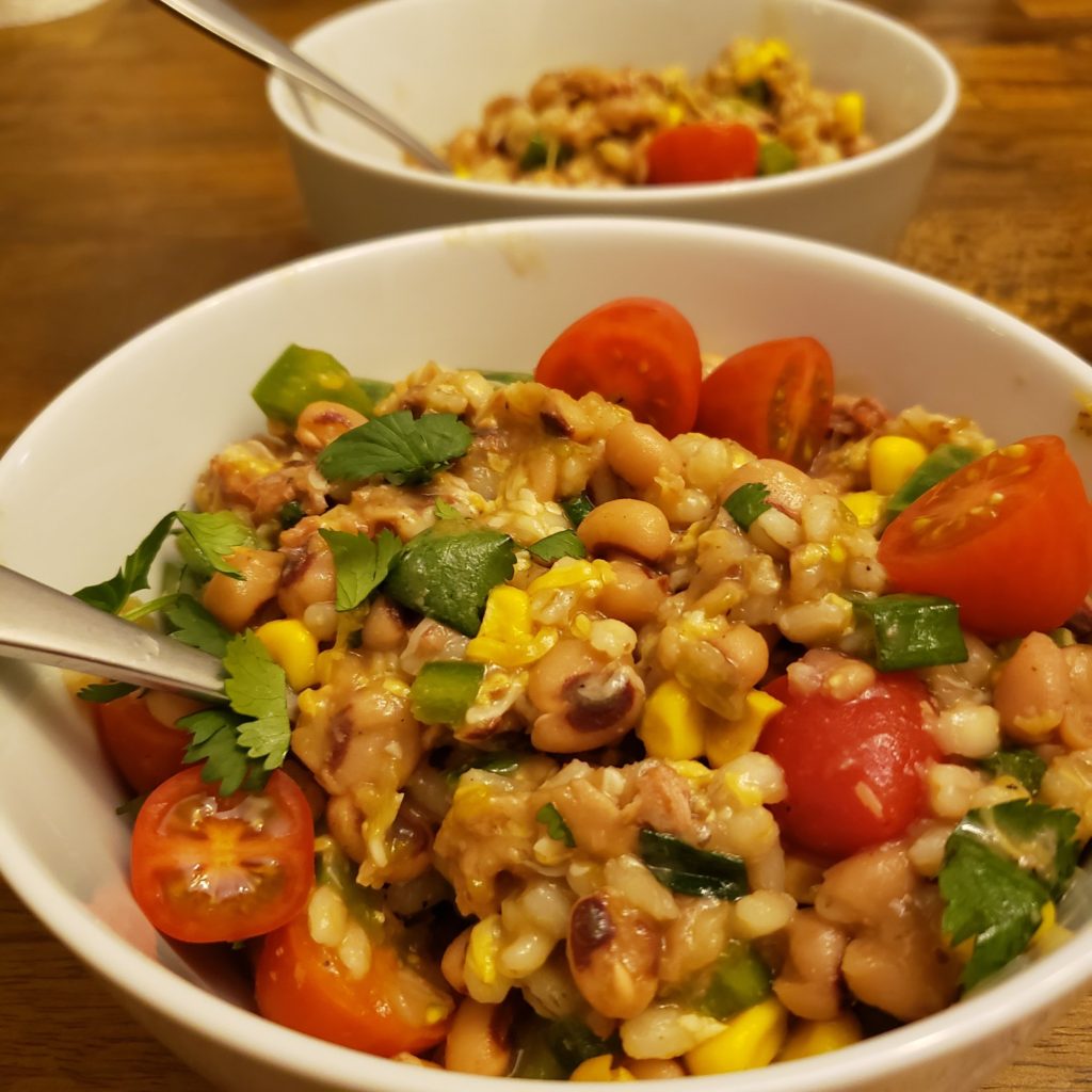 Black-eyed peas and barley salad