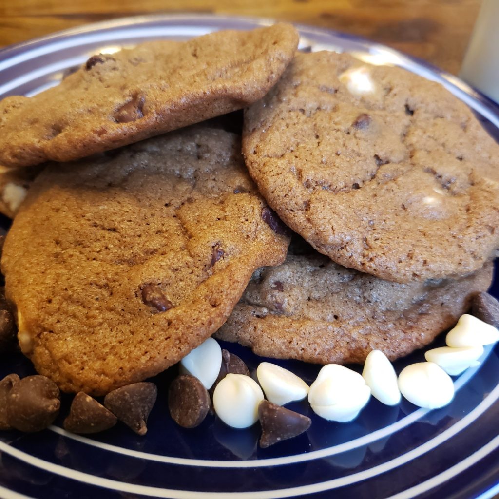 chocolate chip cookies on a blue plate